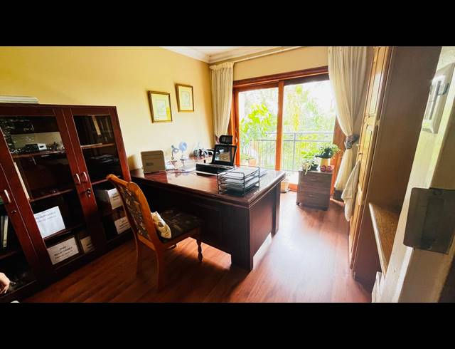 640M² OFFICE FOR SALE IN MORELETA PARK